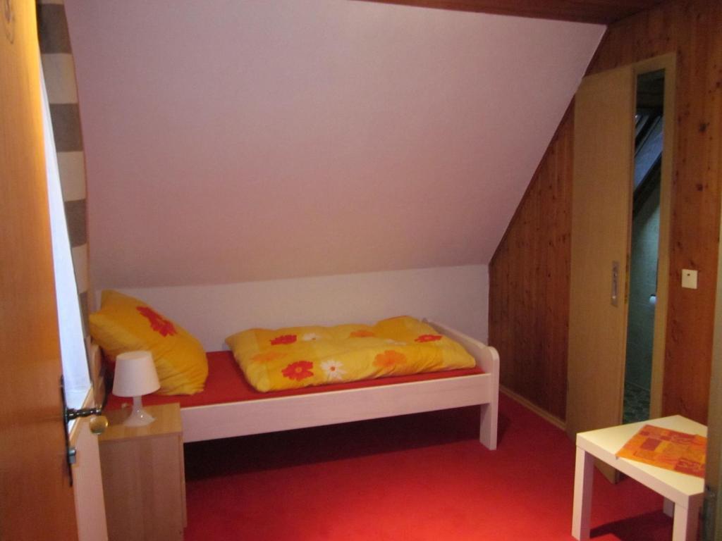 Gastehaus Am Fels Hotel Altenahr Ruang foto