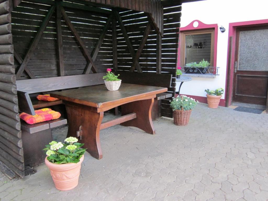 Gastehaus Am Fels Hotel Altenahr Bagian luar foto